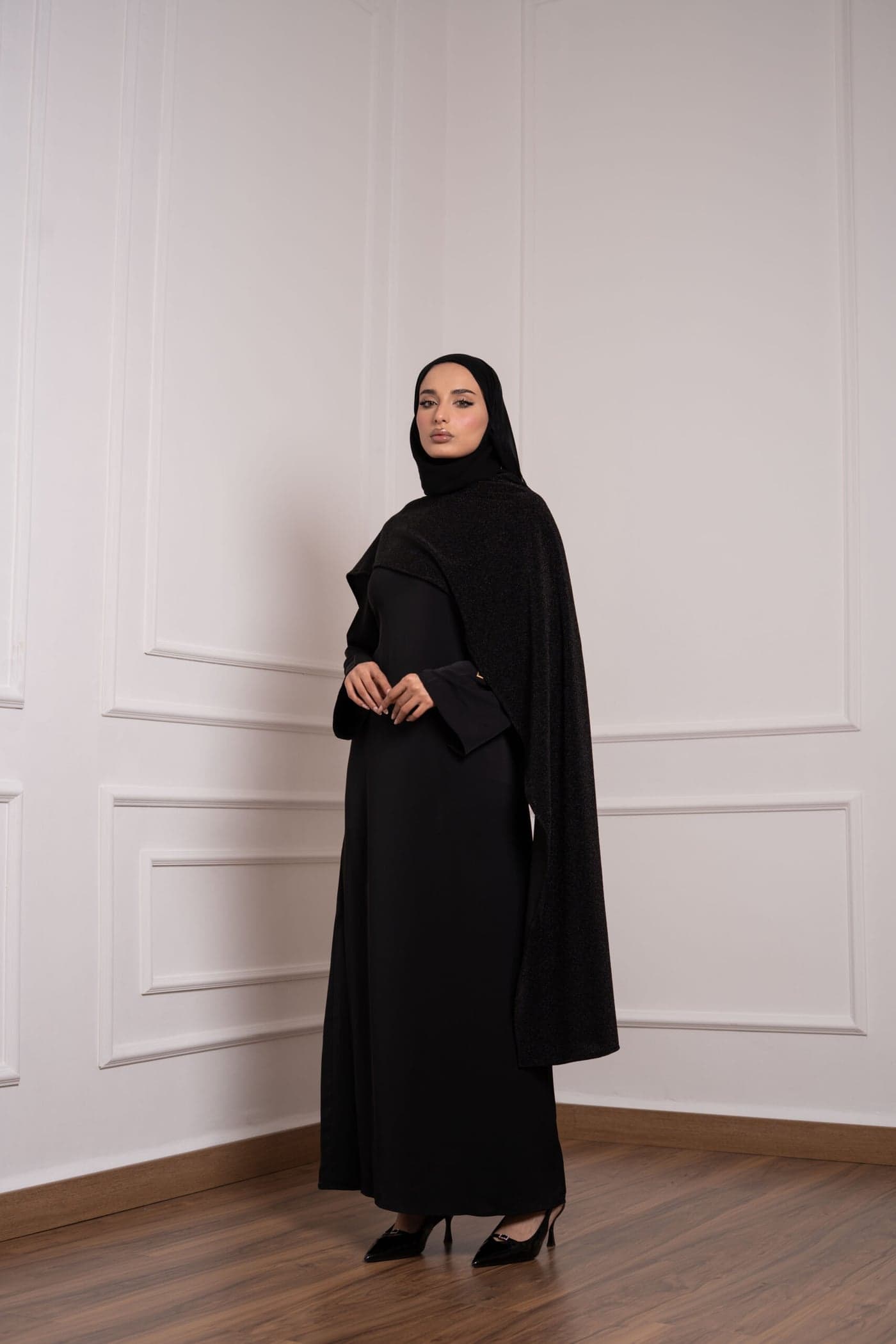 Glow Scarf Abaya