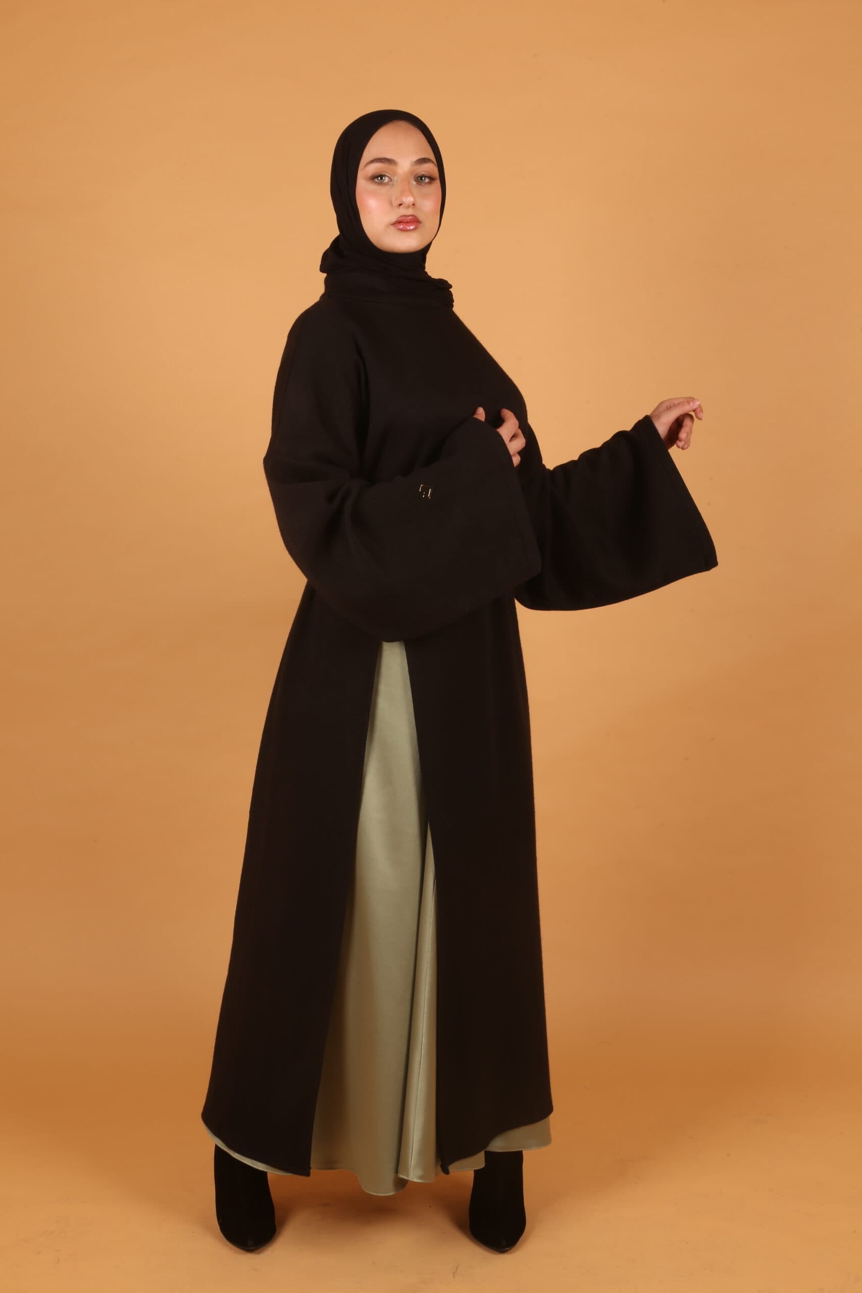 Splitted Longline Sweater- Black