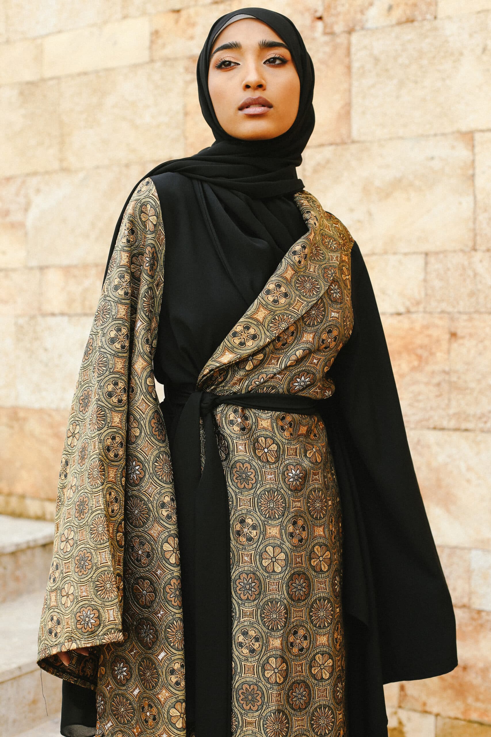 Oman patterned Abaya-1
