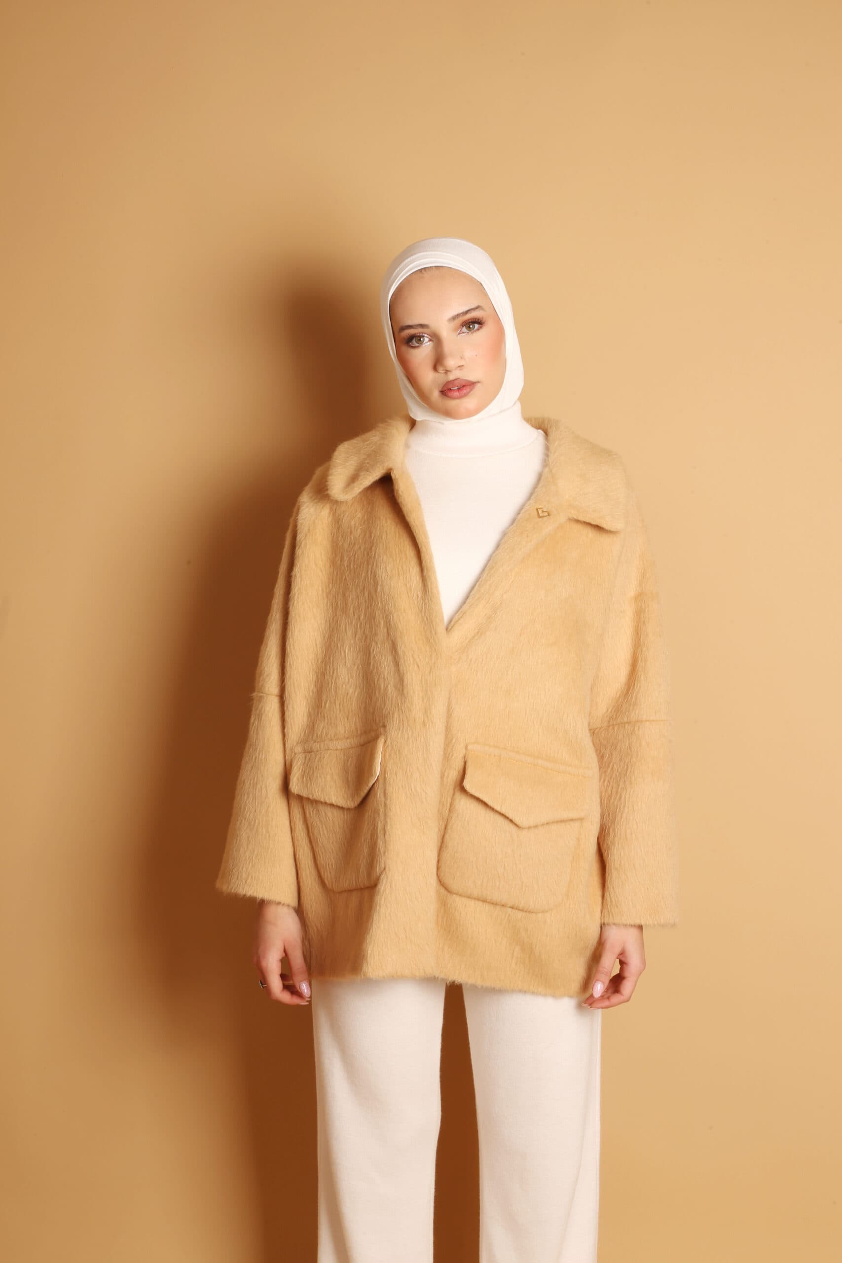 Warm – Beige