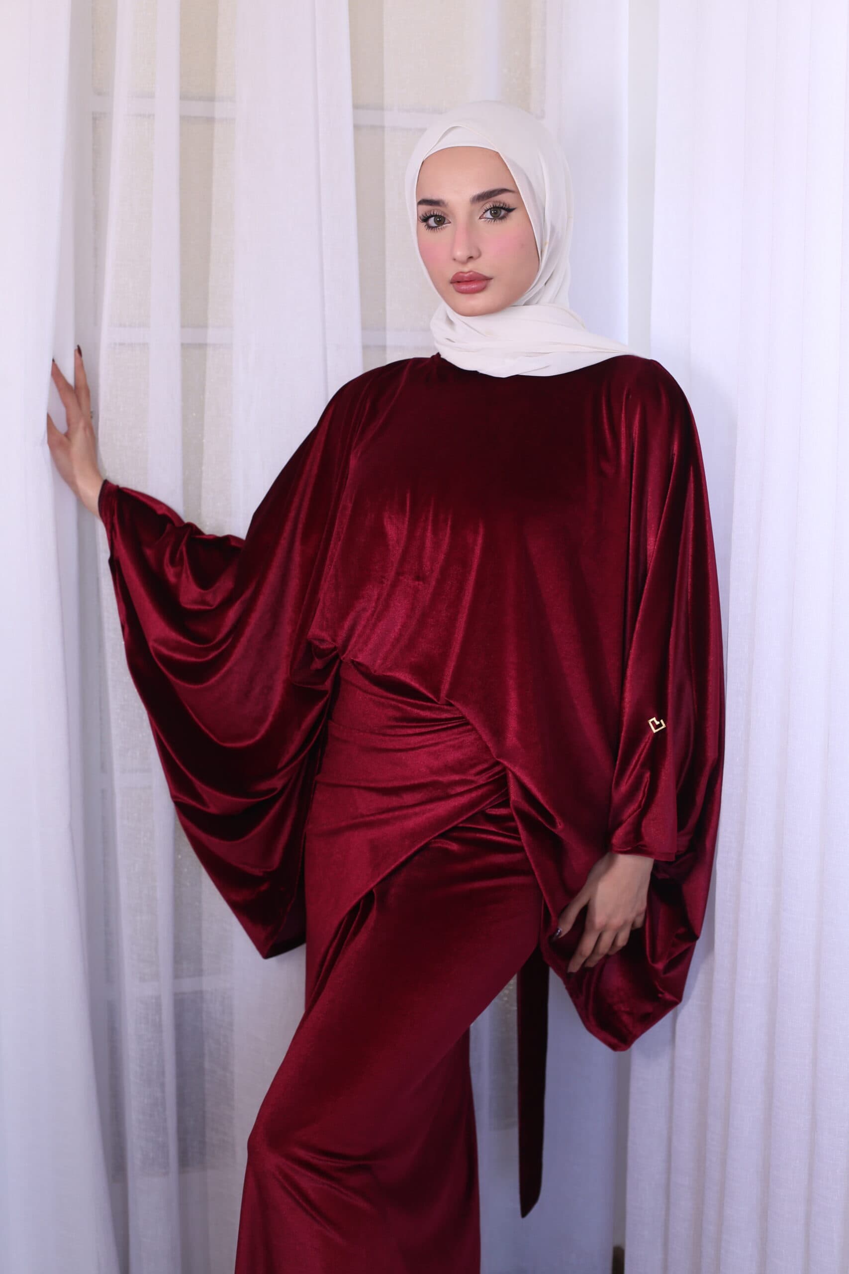 Velvet Kharzaat – Burgundy