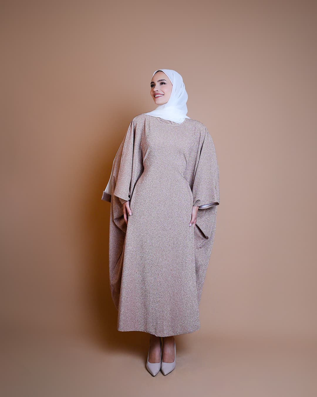 Glow Shimmery Abaya – Nude