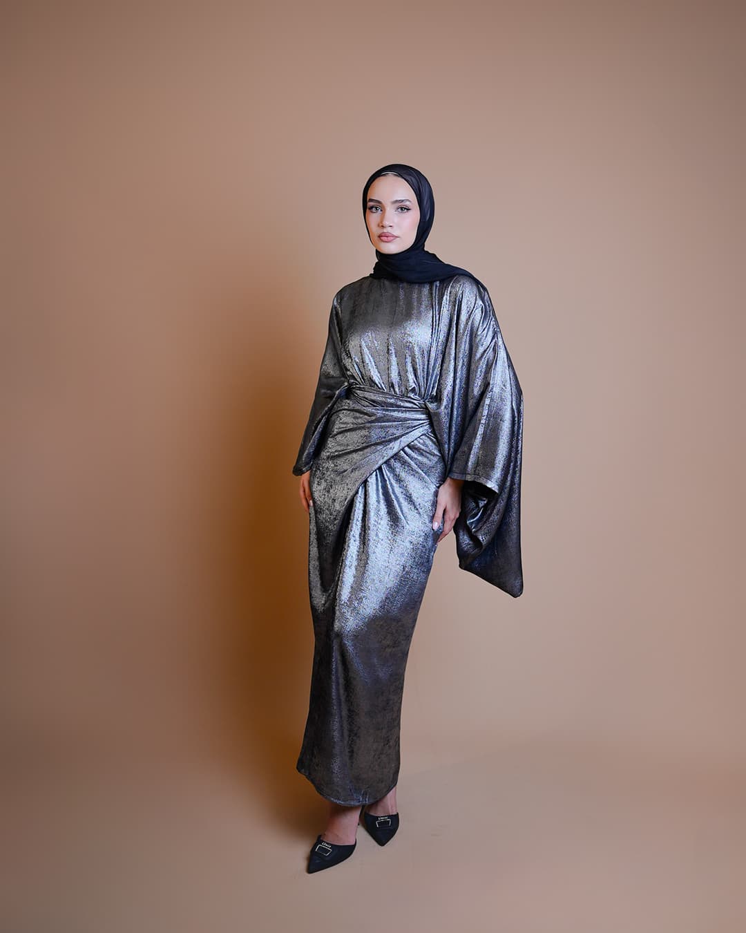 Kharzaat Identity – Shimmer Gray