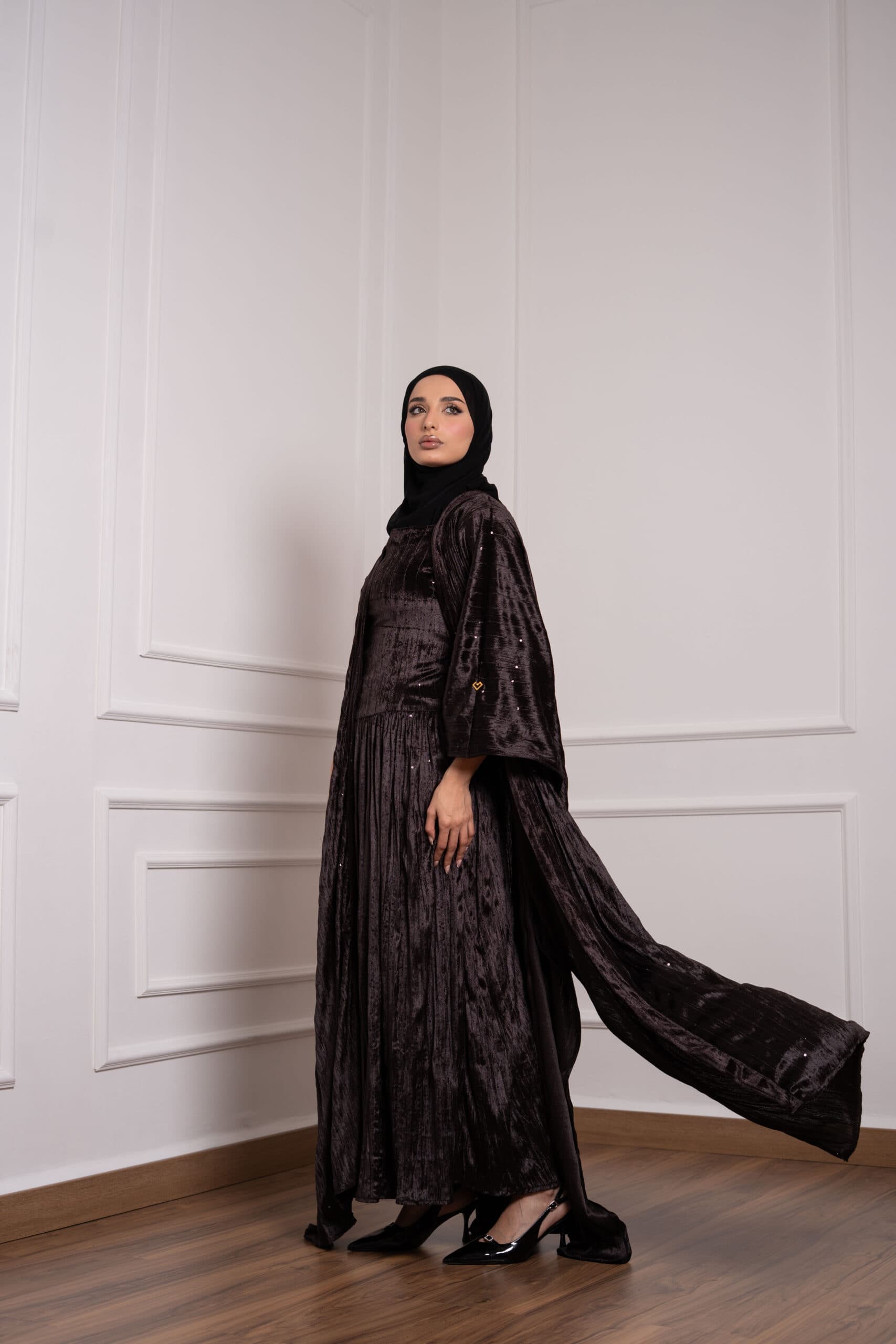 SHIMMER VELVET ABAYA DRESS